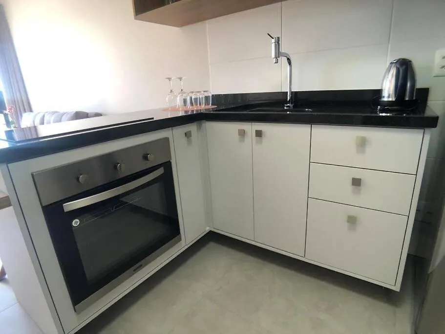 1012 Aconchegante Apartamento 1 Dorm Com Vaga Regiao Central De Porto Alegre Apartment