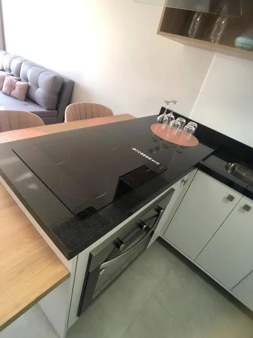 1012 Aconchegante Apartamento 1 Dorm Com Vaga Regiao Central De Porto Alegre Apartment